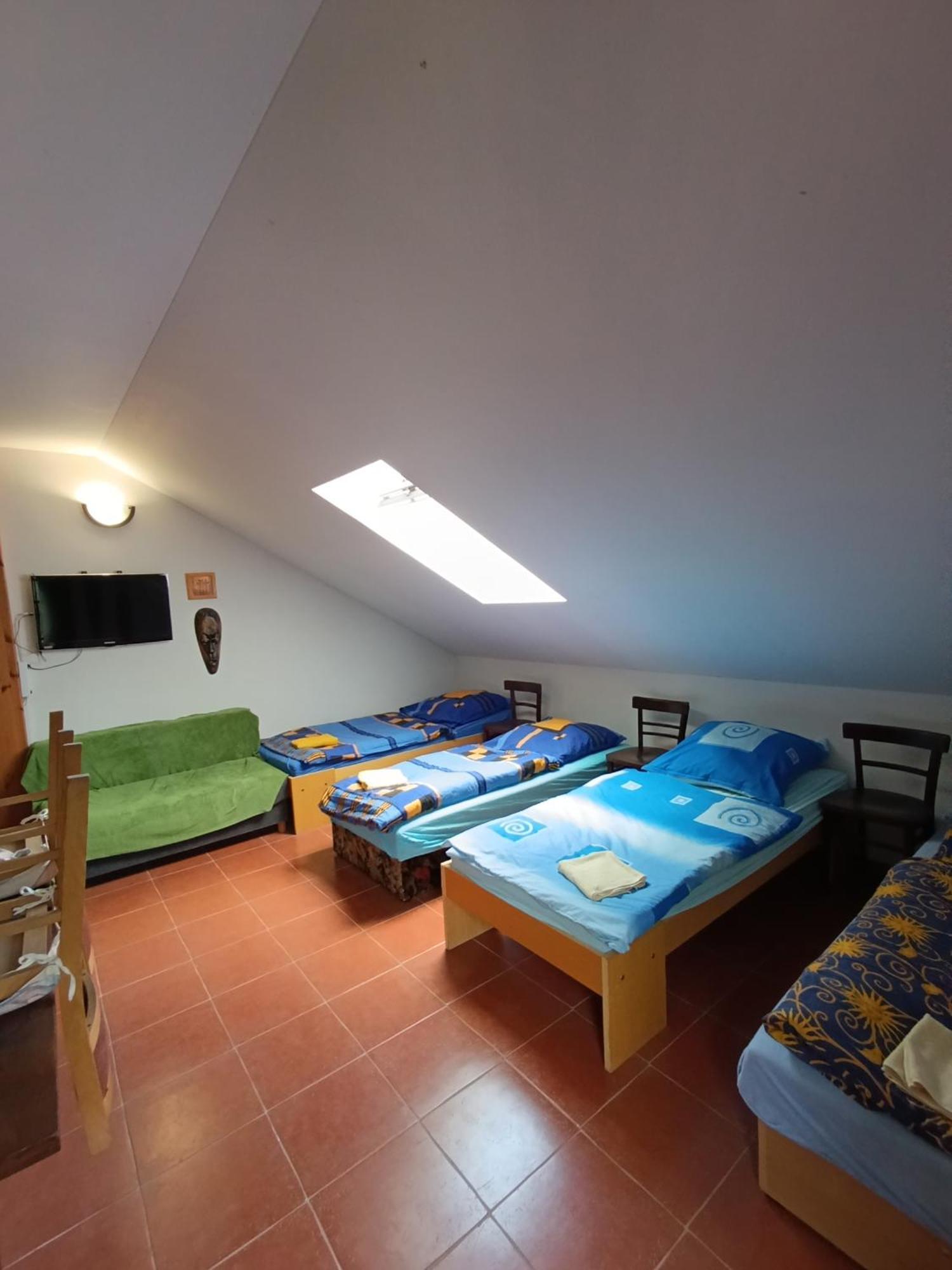 Hotel Haskovna - Tradice Zajezdniho Hostince U Prachovskych Skal à Ohavec Extérieur photo